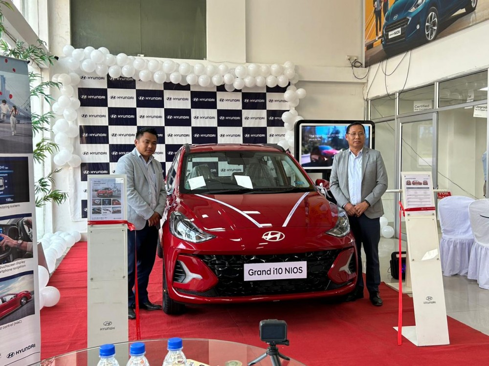 The New Grand i10 Nios was launched at Floyd Hyundai, Dimapur by Er Shikato Sema (Prop) and Nungsangmongba Jamir (BM, ICICI Bank, Purana Bazar) on January 23.